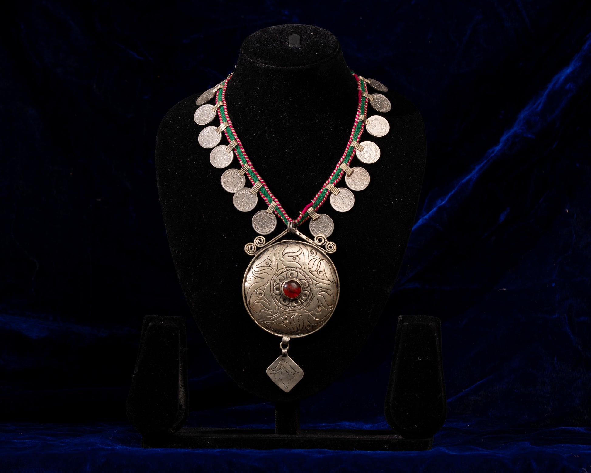 TAAJ0014 - vintage metal necklace by Tarana Accessories, handcrafted jewellery