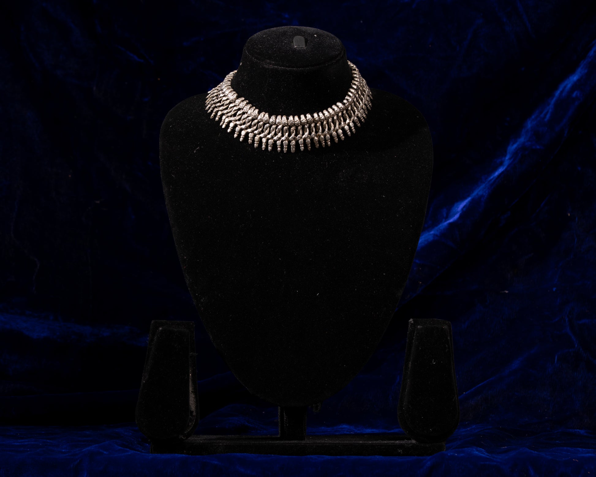 TAAJ0020 - vintage metal necklace by Tarana Accessories, handcrafted jewellery
